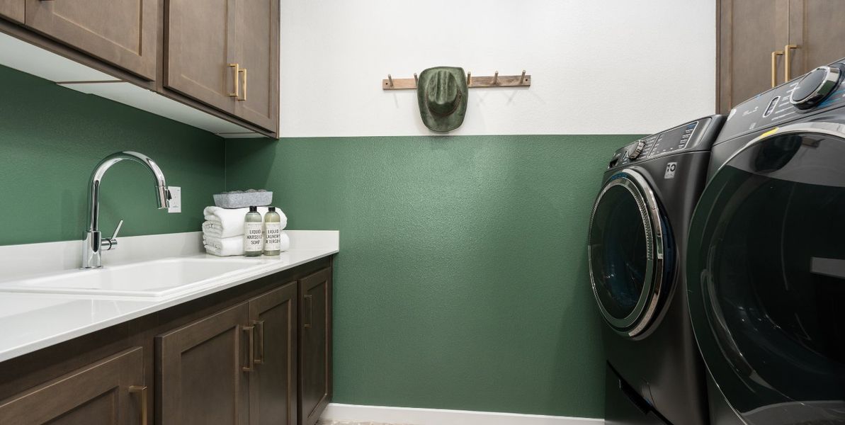 Horizon at Cascade Landing - 1440x724 (34)