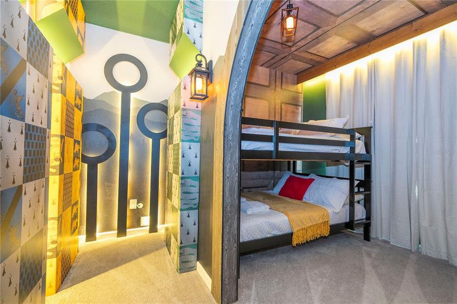 Furnished interior view inside a new home in , Orlando (Image 43).