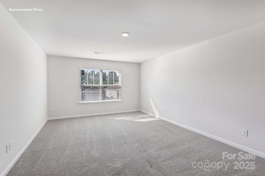 Spacious, unfurnished interior of a new home in The Falls at Newton, Newton (Image 23).