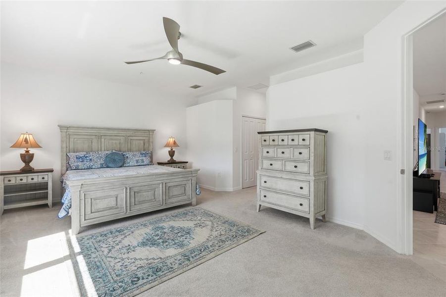 Furnished interior view inside a new home in , Punta Gorda (Image 6). Furnished interior view inside a new home in , Punta Gorda (Image 6).