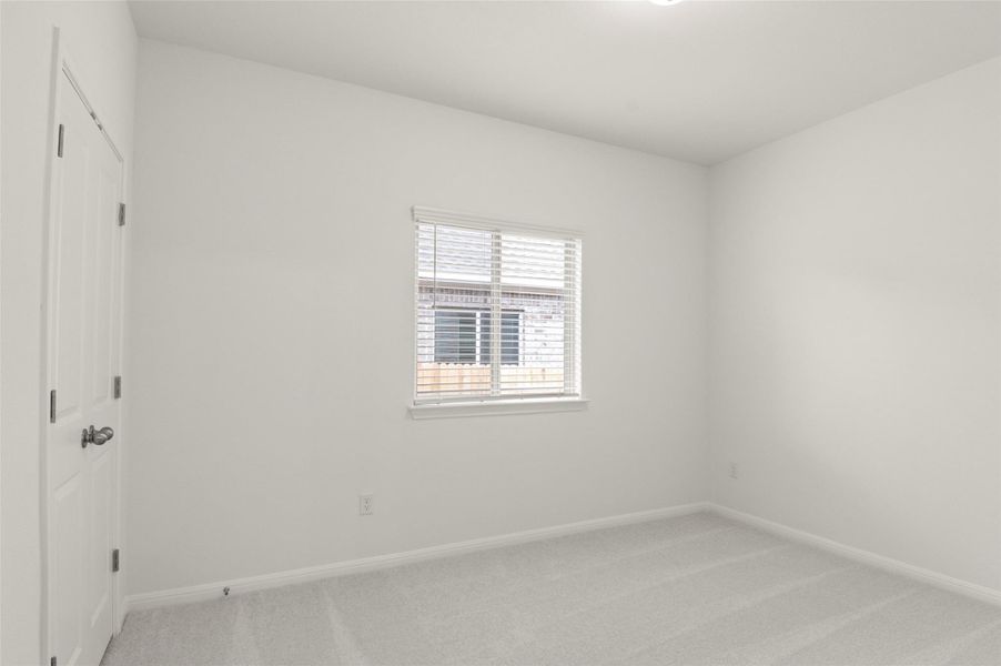 Spacious, unfurnished interior of a new home in Crosswinds, Kyle (Image 15).