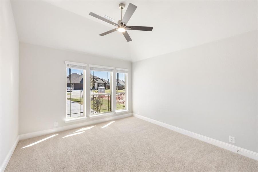 Spacious, unfurnished interior of a new home in Somerset, Venus (Image 31).