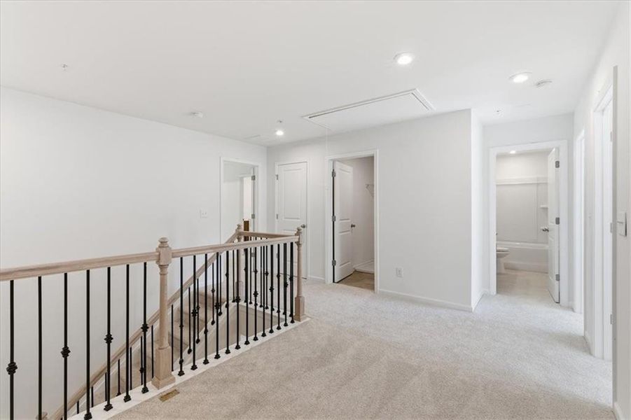 Spacious, unfurnished interior of a new home in Park View Reserve, Mableton (Image 17).