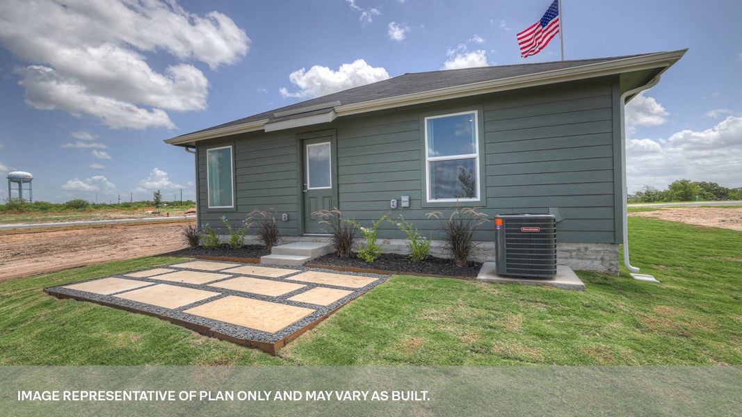 Exterior details and patio area of a home in Sunset Oaks, Maxwell (Image 2).