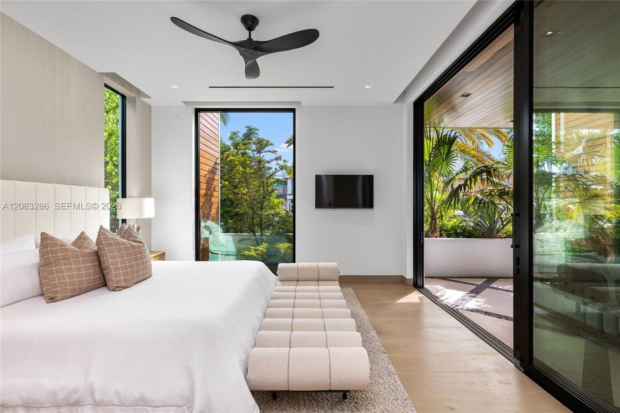 Furnished interior view inside a new home in , Fort Lauderdale (Image 12). Furnished interior view inside a new home in , Fort Lauderdale (Image 12).