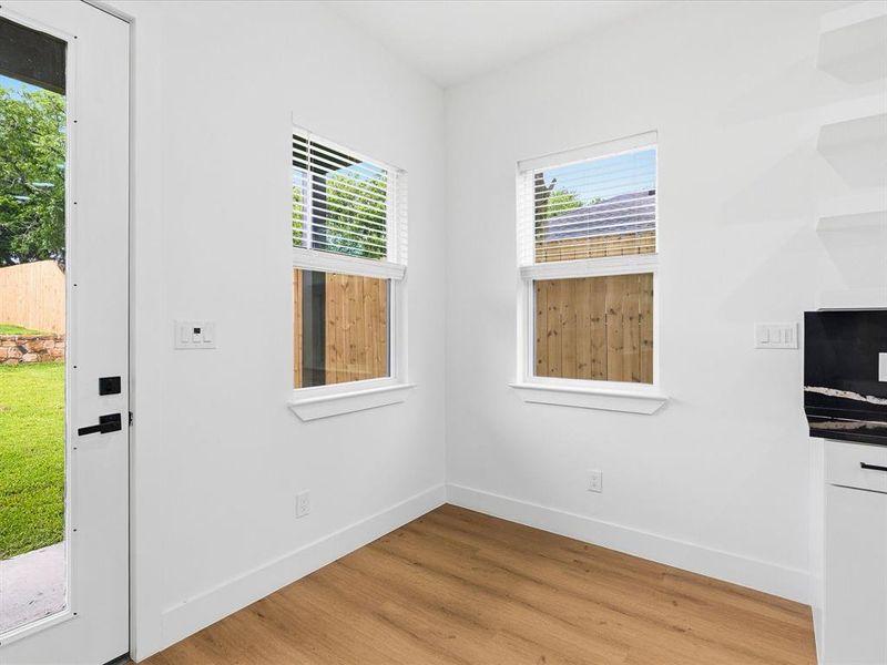 Spacious, unfurnished interior of a new home in , Dallas (Image 25).