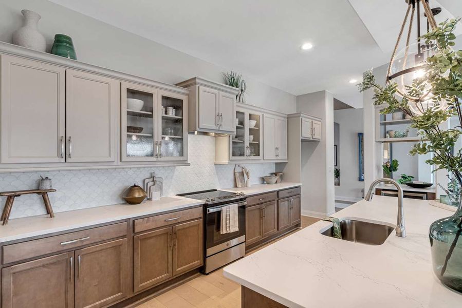 Representative furnished interior of a home built from the Kensington by Paytas Homes in The Reserve at Victoria, Deland (Image 30).