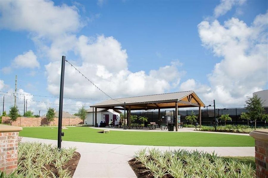 Image 12 of a home in Veranda.