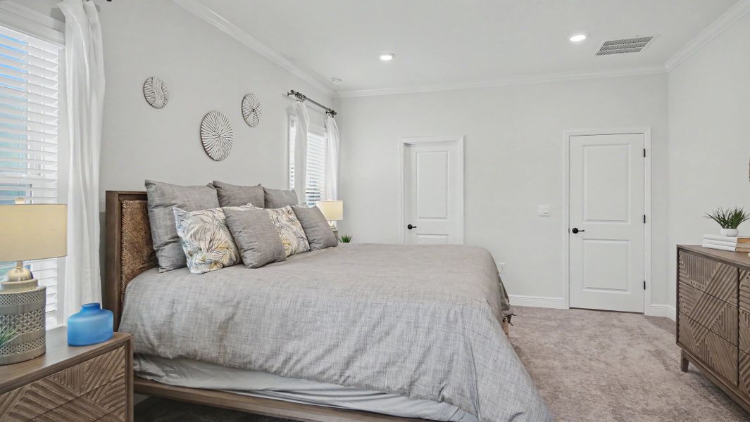 Representative furnished interior of a home built from the Drexel by Maronda Homes in Labelle, Labelle (Image 51).