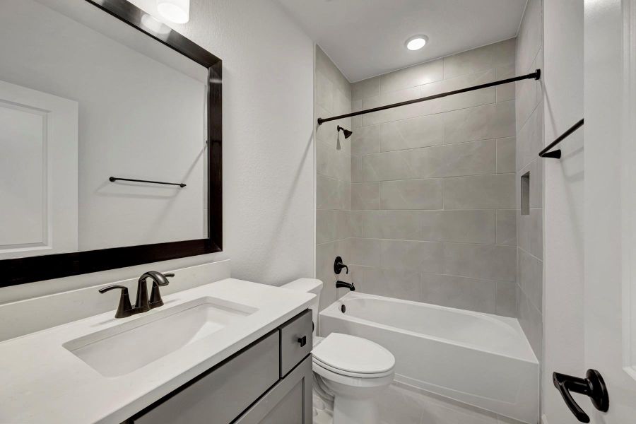 Furnished interior view inside a new home in The Meadows at Imperial Oaks, Conroe (Image 6). Furnished interior view inside a new home in The Meadows at Imperial Oaks, Conroe (Image 6).