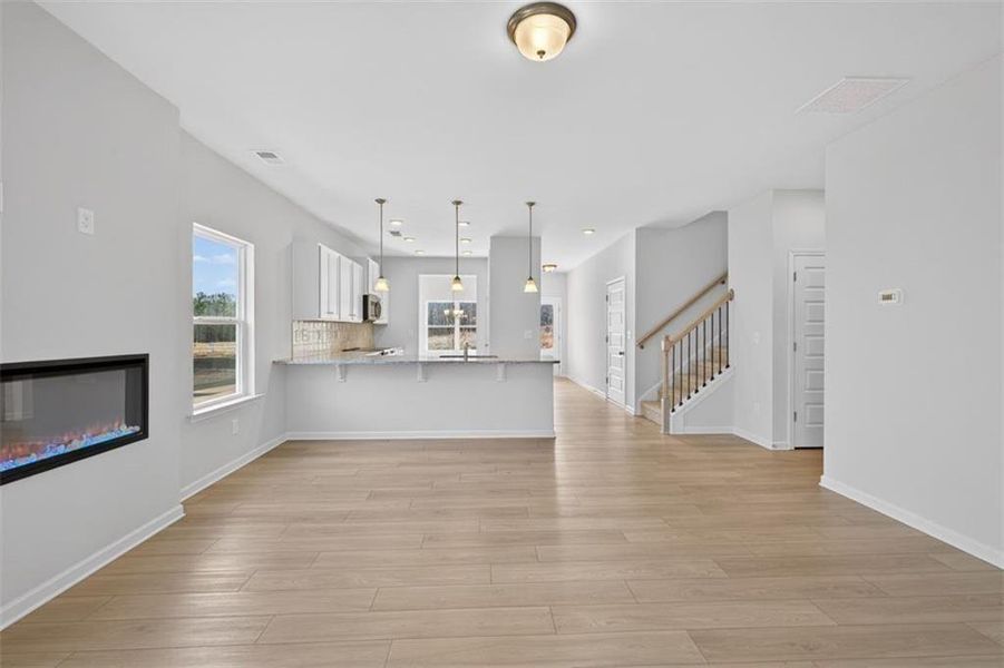 Spacious, unfurnished interior of a new home in Allen Manor, Hoschton (Image 32).