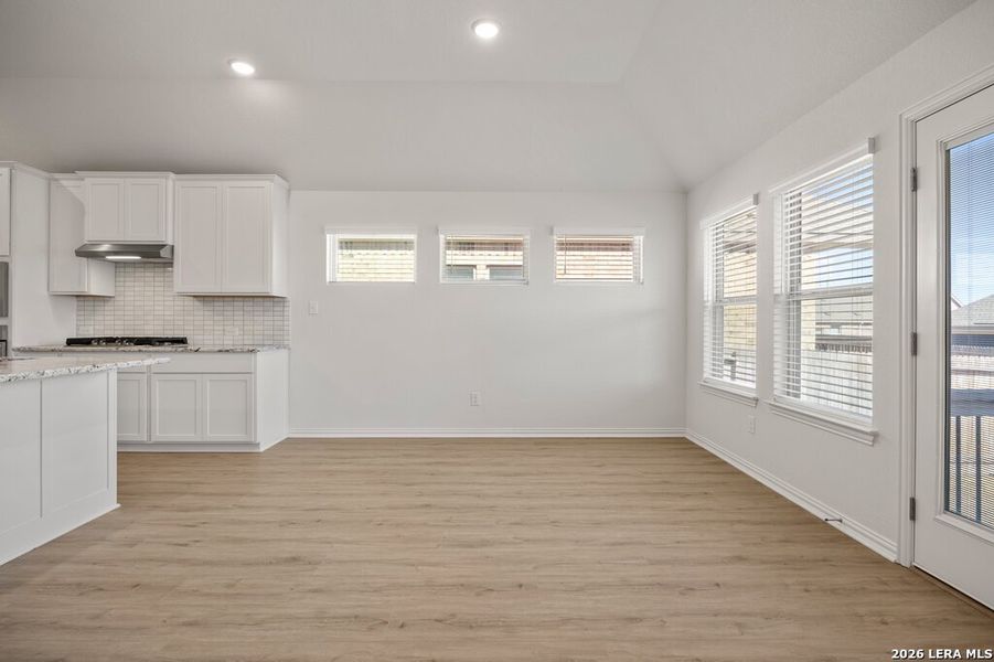Spacious, unfurnished interior of a new home in Veramendi, New Braunfels (Image 15). Spacious, unfurnished interior of a new home in Veramendi, New Braunfels (Image 15).