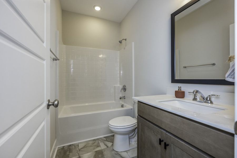 Representative furnished interior of a home built from the The Hunter by Cothran Homes in Holly Ridge, Greenville (Image 10).