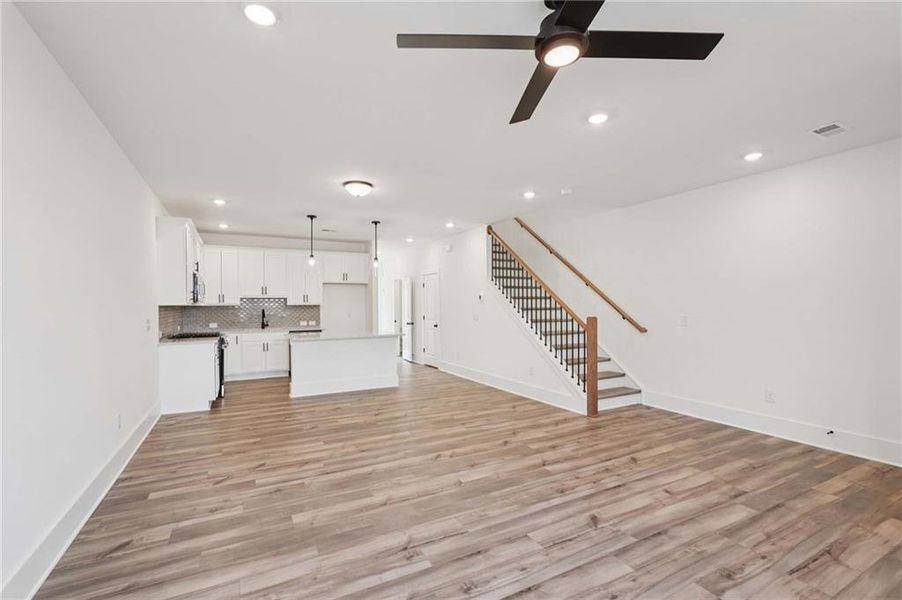 Spacious, unfurnished interior of a new home in Park Vue, Atlanta (Image 34).