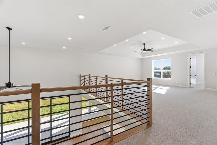 Spacious, unfurnished interior of a new home in Hidden Valley 1, Princeton (Image 27).