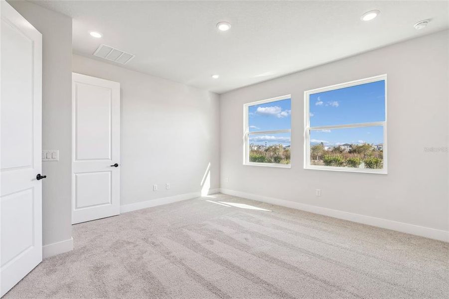 Spacious, unfurnished interior of a new home in Chapel Crossings - Garden Series, Wesley Chapel (Image 35). Spacious, unfurnished interior of a new home in Chapel Crossings - Garden Series, Wesley Chapel (Image 35).
