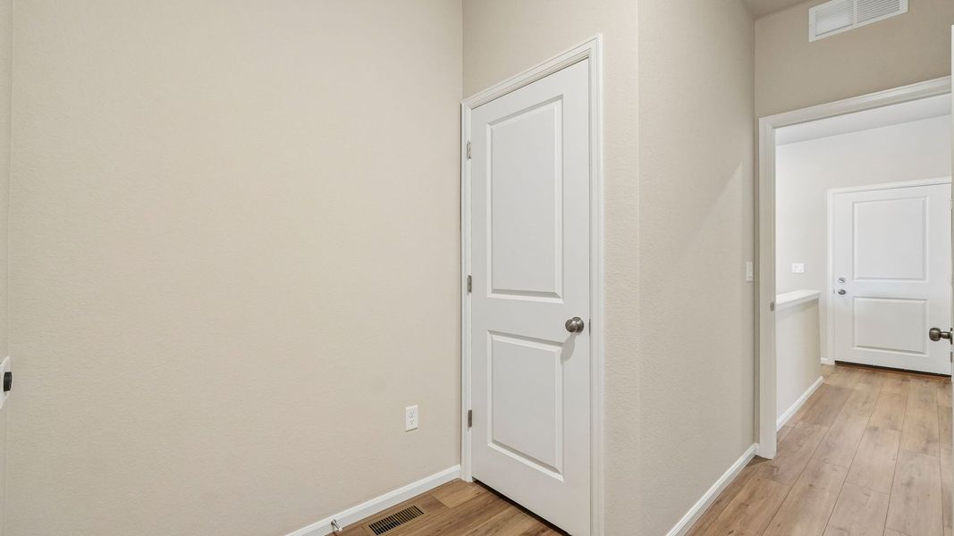 Spacious, unfurnished interior of a new home in Banning Lewis Ranch, Colorado Springs (Image 30). Spacious, unfurnished interior of a new home in Banning Lewis Ranch, Colorado Springs (Image 30).