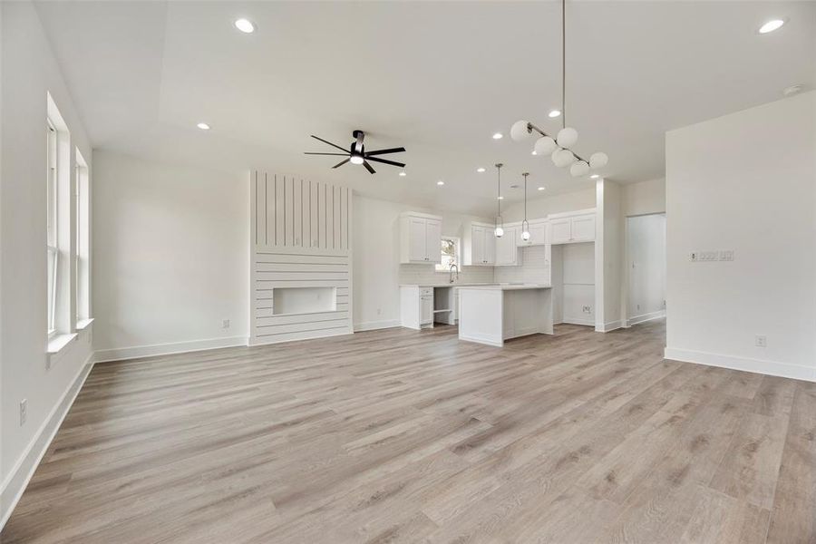 Spacious, unfurnished interior of a new home in , Dallas (Image 12).