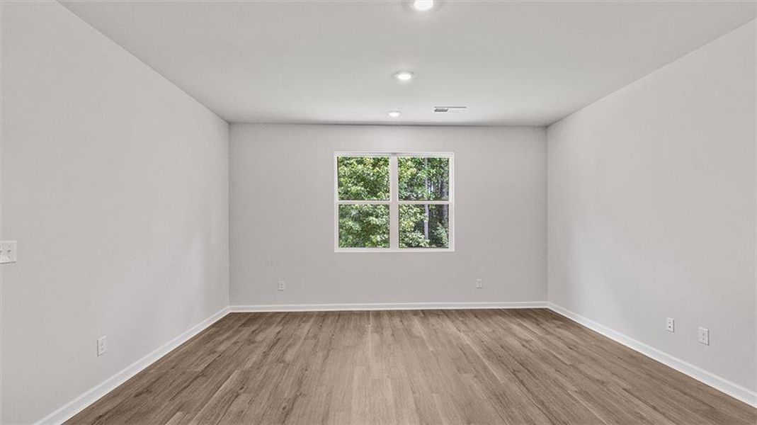 Spacious, unfurnished interior of a new home in Teamon Pointe, Griffin (Image 15).