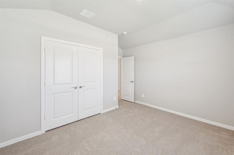 Photo is not of the actual home, but is an inspirational photo of builder’s model home and may depict options, furnishings, and/or decorator features that are not included. Photo is not of the actual home, but is an inspirational photo of builder’s model home and may depict options, furnishings, and/or decorator features that are not included.