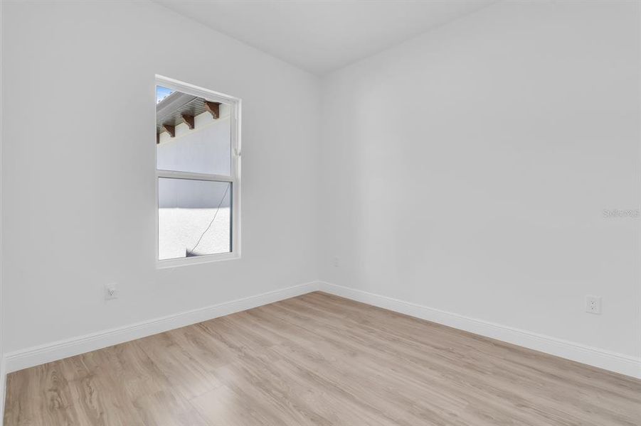 Spacious, unfurnished interior of a new home in , Haines City (Image 42).