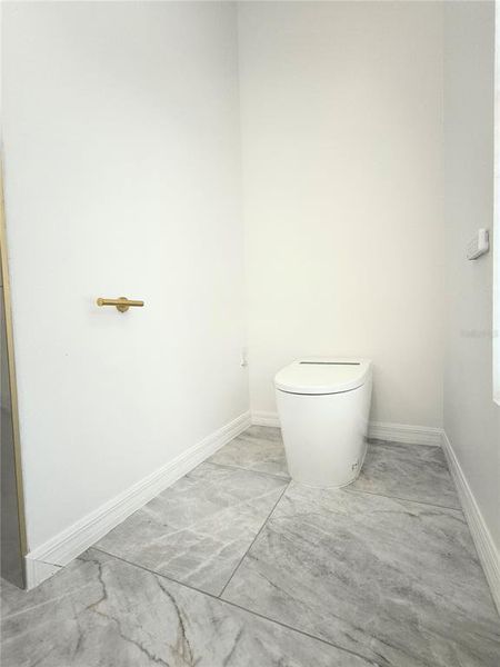 Spacious, unfurnished interior of a new home in , Davenport (Image 40).