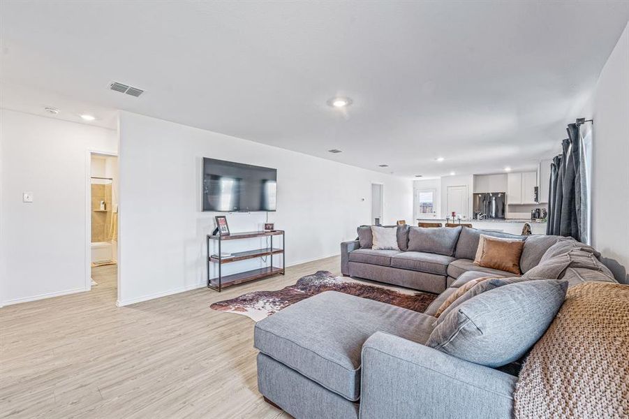 Furnished interior view inside a new home in South Oak Grove: Cottage Collection, Fort Worth (Image 10). Furnished interior view inside a new home in South Oak Grove: Cottage Collection, Fort Worth (Image 10).