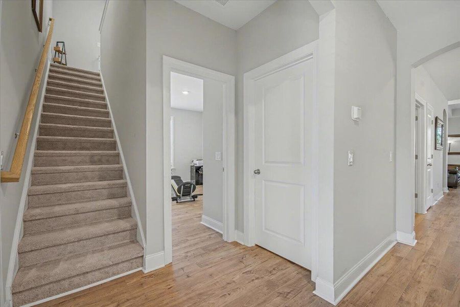 Spacious, unfurnished interior of a new home in , Harleyville (Image 27).