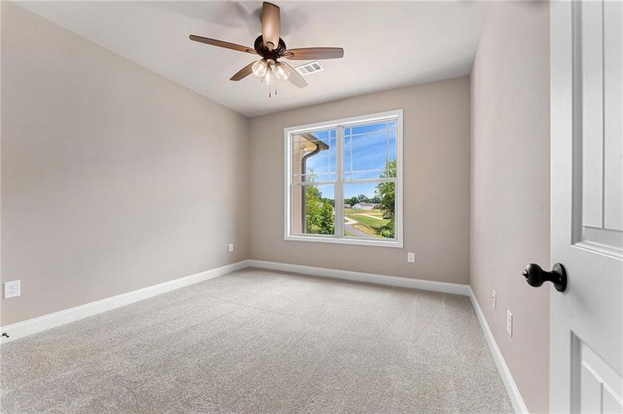 Spacious, unfurnished interior of a new home in , Jefferson (Image 23).