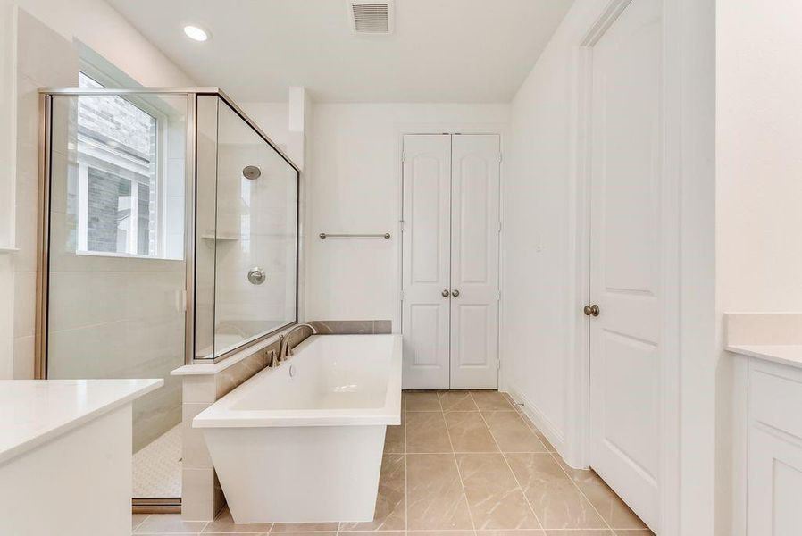 Furnished interior view inside a new home in Walton Ridge, Corinth (Image 5). Furnished interior view inside a new home in Walton Ridge, Corinth (Image 5).