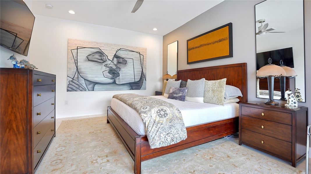 Furnished interior view inside a new home in , Fort Lauderdale (Image 19).