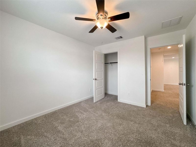 Spacious, unfurnished interior of a new home in , Houston (Image 27).