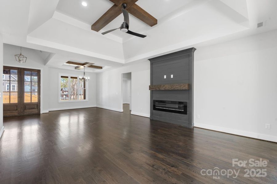 Image 36 of a home in .