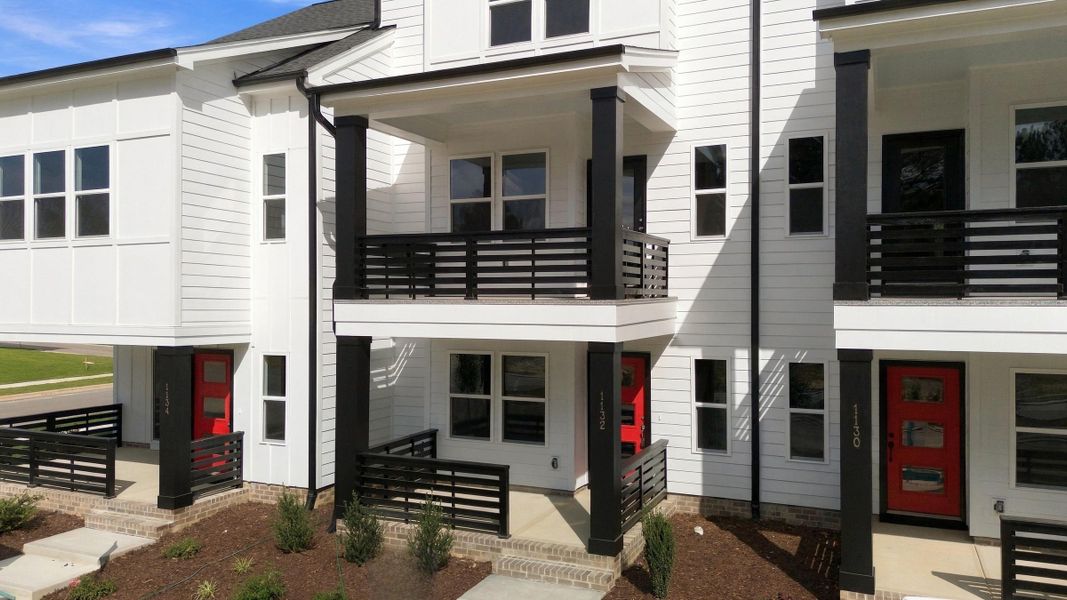Exterior details and patio area of a home in Allen Park, Raleigh (Image 3).
