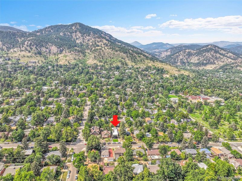 Image 42 of a home in .