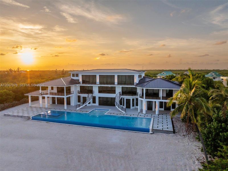 Condo located in Marathon, FL showcasing its design and architecture (Image 54). Condo located in Marathon, FL showcasing its design and architecture (Image 54).