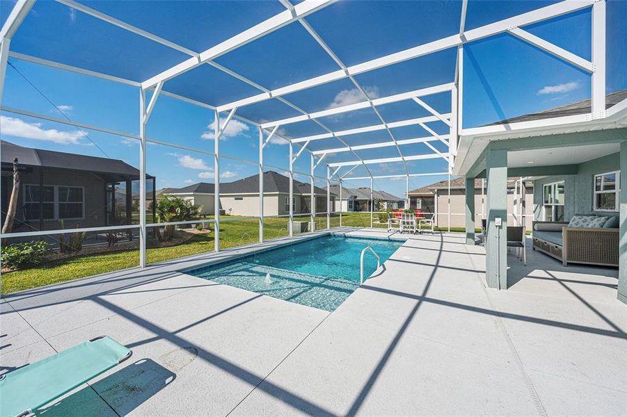 Exterior details and patio area of a home in , The Villages (Image 37).