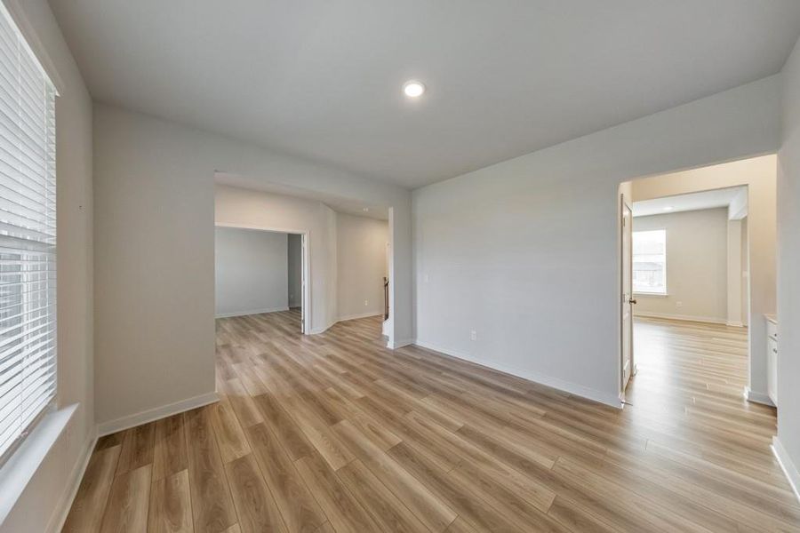 Spacious, unfurnished interior of a new home in Conner Farm, Dawsonville (Image 52).