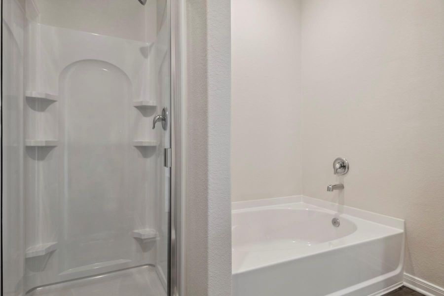 Image 15 of a home in Sweetwater Ridge.