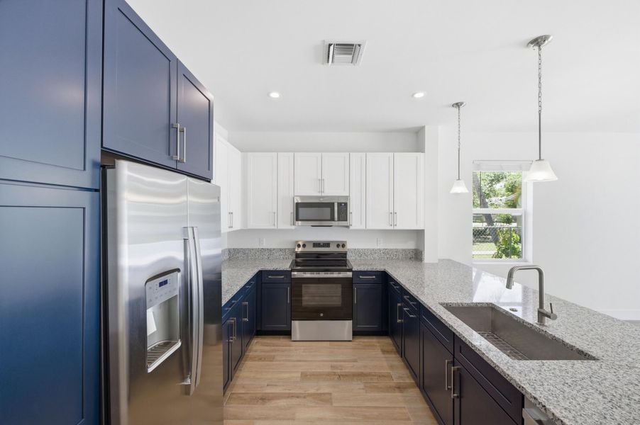 kitchen kitchen