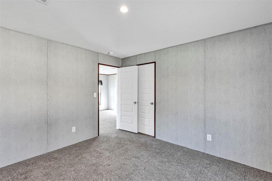 Spacious, unfurnished interior of a new home in , Ocala (Image 15). Spacious, unfurnished interior of a new home in , Ocala (Image 15).