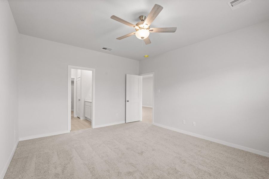 Spacious, unfurnished interior of a new home in Laurel Farms, Brookshire (Image 18). Spacious, unfurnished interior of a new home in Laurel Farms, Brookshire (Image 18).