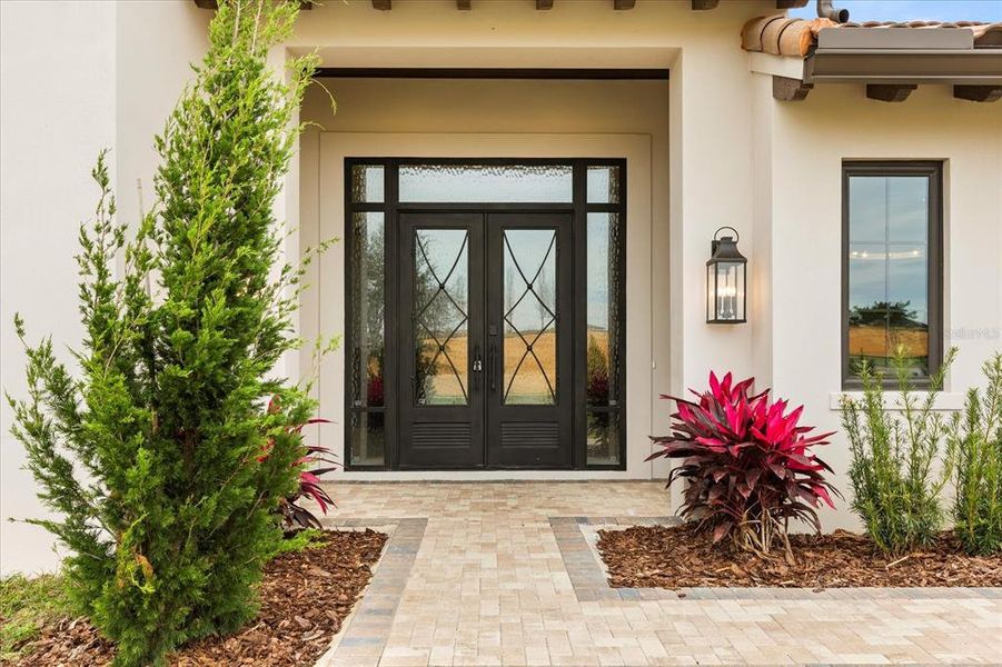 Exterior details and patio area of a home in , Montverde (Image 29).