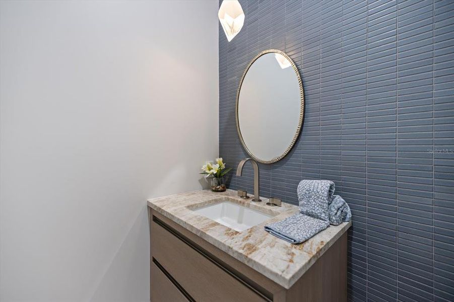 Furnished interior view inside a new home in , Longboat Key (Image 14).