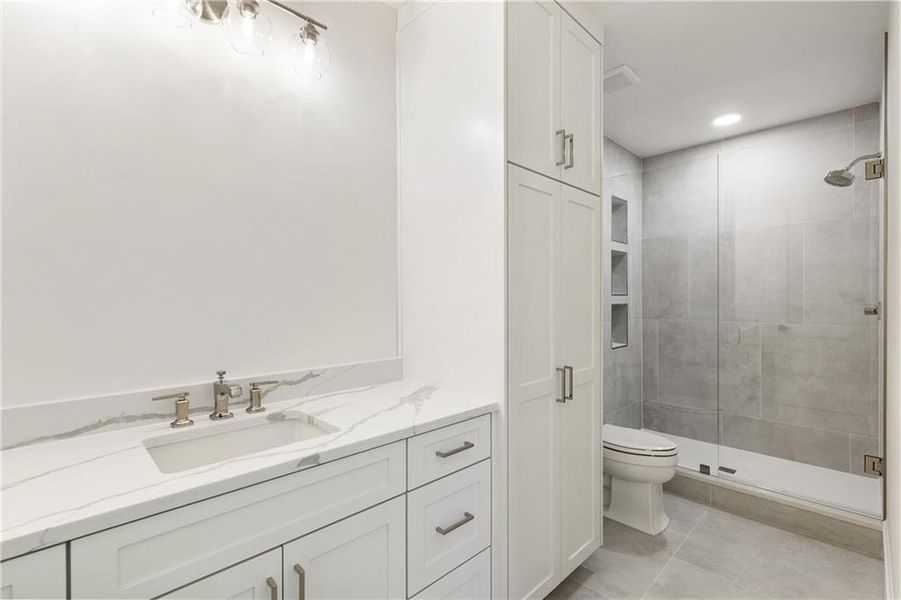 Furnished interior view inside a new home in , Atlanta (Image 40). Furnished interior view inside a new home in , Atlanta (Image 40).