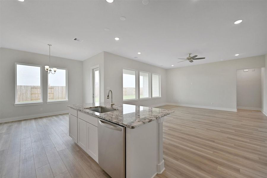 Furnished interior view inside a new home in Lago Mar, Texas City (Image 17).