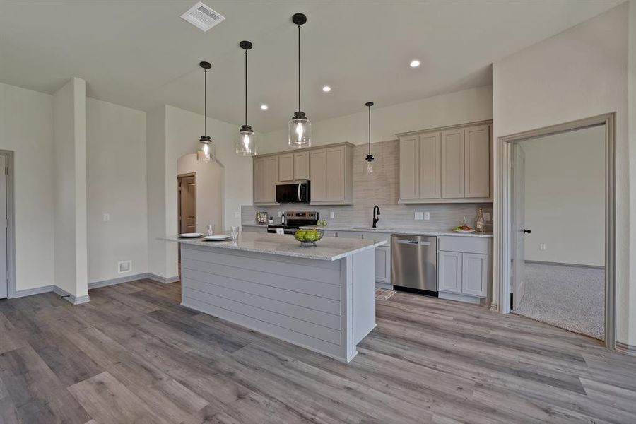 Furnished interior view inside a new home in , Mabank (Image 13). Furnished interior view inside a new home in , Mabank (Image 13).