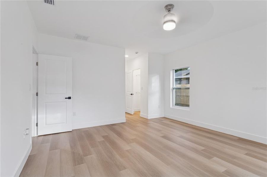 Spacious, unfurnished interior of a new home in , St. Petersburg (Image 23). Spacious, unfurnished interior of a new home in , St. Petersburg (Image 23).