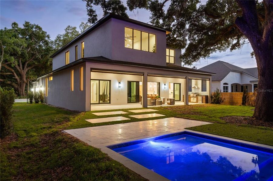 Exterior details and patio area of a home in , Windermere (Image 32).