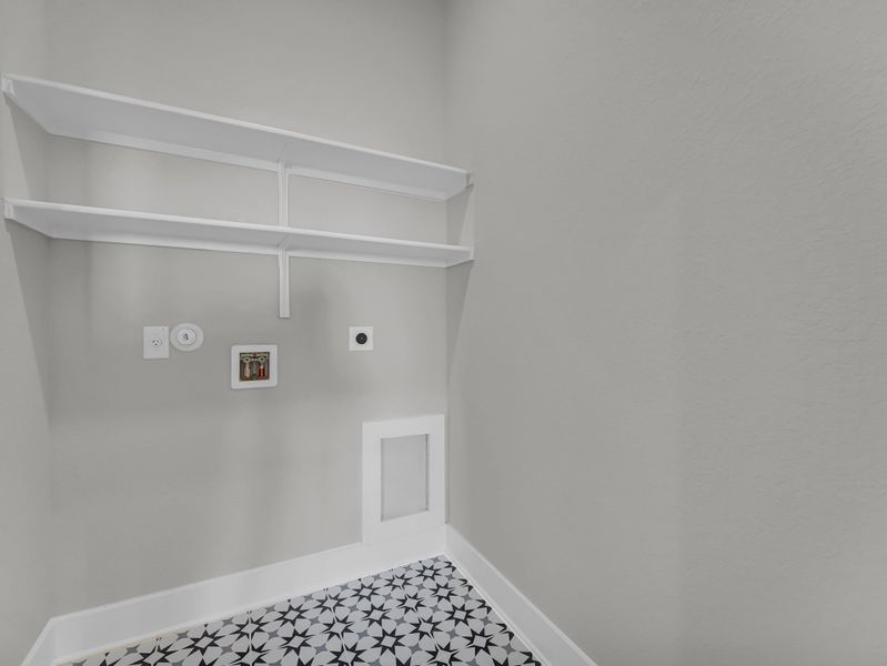 Spacious, unfurnished interior of a new home in Parklands Estates, Schertz (Image 12).